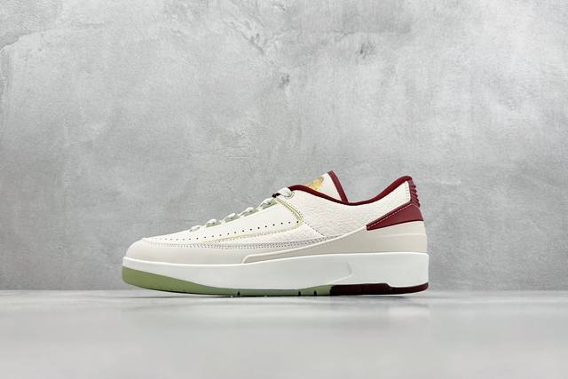 Air Jordan Aj2 Retro Low 联名款篮球鞋 首发尝鲜版 原数据还原度80%以上的乔丹签名 目前市售细节最好一批配原盒版本 鞋款鞋身上使用 O