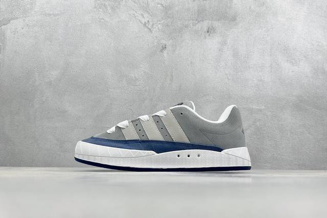 Xl版 Adidas Adimatic Low 马蒂奇系列低帮 复古鲨鱼面包鞋运动休闲滑板板鞋 整个鞋面由色彩艳丽的麂皮制成 搭配品牌标志性大尺寸三条纹 Log