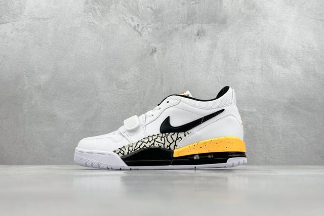 Air Jordan Legacy 312 Low 乔丹最强三合一混合版 性价比天花板 有着交错结合的设计 它的名字就展现出它所包含的鞋款元素 312 分别对应