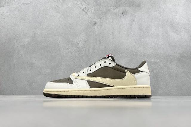 F版 Travis Scott X Fragment X Air Jordan 1 Low Ts联名倒钩低帮 错版灵感来源于洛杉矶球鞋店铺收到一双特别的错版 A