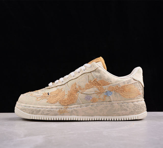 Nk Air Force 1'07 Low 龙凤呈祥 龙年限定 空军一号低帮休闲板鞋 Hj4285-777 #鞋款以中国传统的喜+喜组成的 双喜 为主题 鞋身通