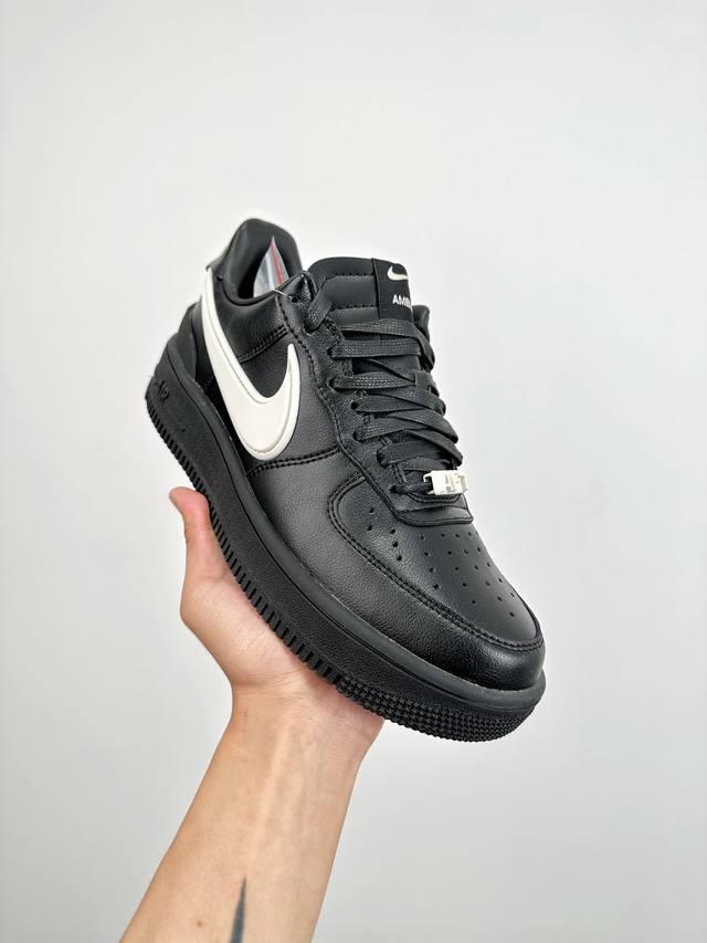 超神版 纯原级 终端放货 1 Ambush X Air Force 1 Low S 埋伏系列 空军联名合作款“皮革黑白大钩” #专注外贸渠道 全掌内置蜂窝气垫