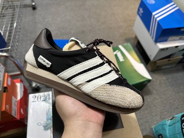 平台私人高定版本 即将上线 全球预售中 Adidas X Song For The Mute联名款 Adidas Originals与时装品牌song For