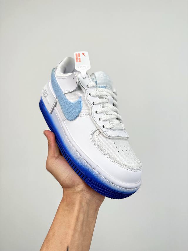 Air Force 1 Shadow 轻量增高低帮百搭板鞋 拼接马卡龙 全新少女系解构主义设计 双层轻量eva发泡中底+防滑rb橡胶外圈底鞋底 货号：Fj456