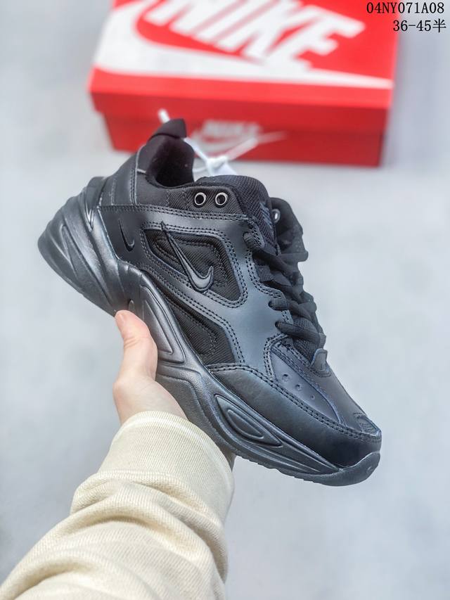 Nike M2K Tekno 经典复古 运动低帮老爹鞋，采用组合鞋面，配搭轻巧的泡棉缓震设计，带来出色弹性及承托效能。后跟设计采用低帮版型设计，缔造舒适穿着体验