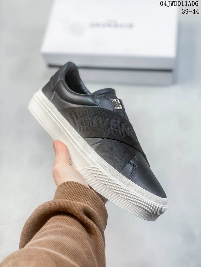 Givenchy 纪梵希 男士休闲运动鞋交叉绑带字母套脚低帮小白鞋板鞋尺码39-44 04Jwd011A06