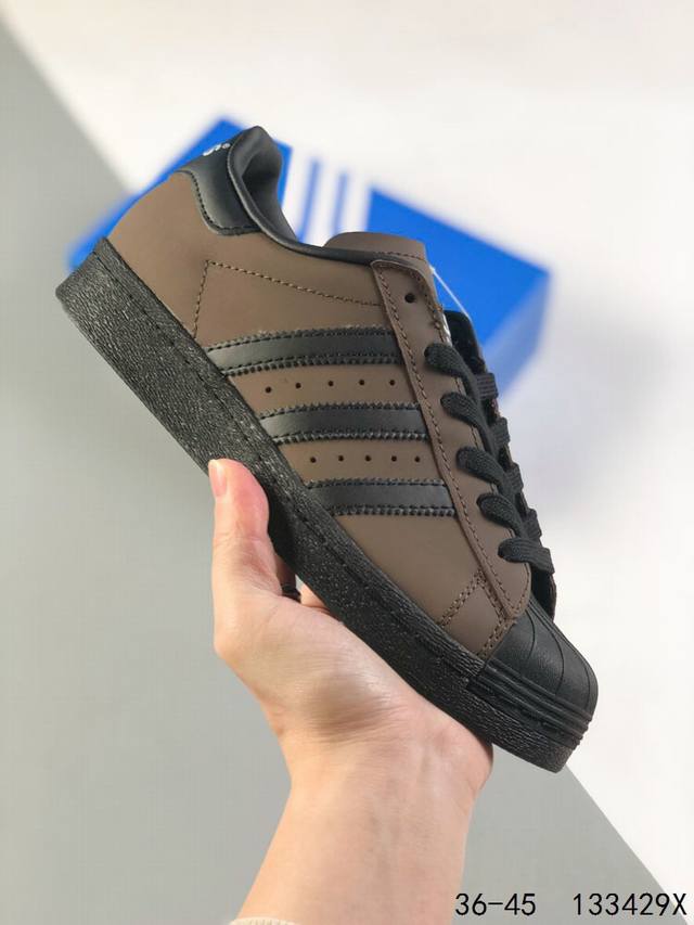 公司级真标带半码！ 阿迪达斯 Adidas Superstar 三叶草 头层材质 贝壳头系列经典休闲运动板鞋。 Id:133429X