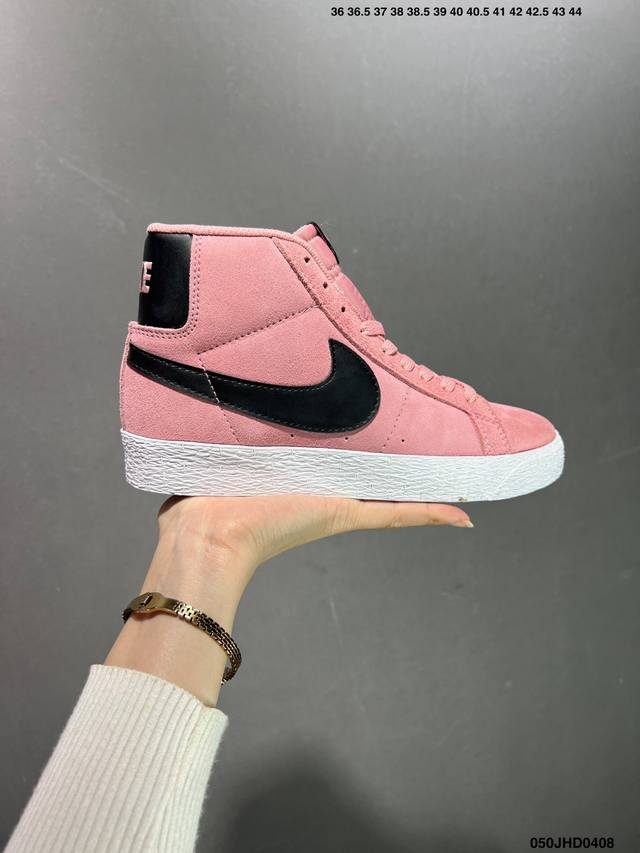 耐克 Nike Blazer Mid 开拓者高帮系列 全新开发楦型纸板，正确鞋底咬花版本，经典开拓者高帮百搭休闲运动板鞋nike Blazer通过配色和材质的变