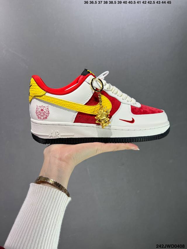 公司级air Force 1 ‘07 Low 原楦头原纸板 打造纯正空军版型 #专注外贸渠道 全掌内置蜂窝气垫 #原盒配件 原厂中底钢印、拉帮完美 官方同步上架