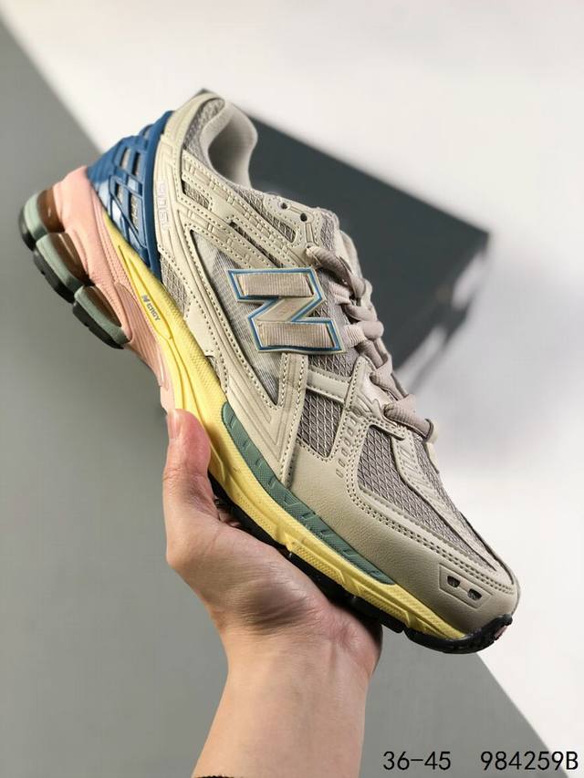 公司级真标带半码！ 新百伦new Balance 1906 复古跑鞋 小红书爆款 Nb1906这双鞋确实是nb家经典复古款式之一，以全新科技诠释，成功打造190