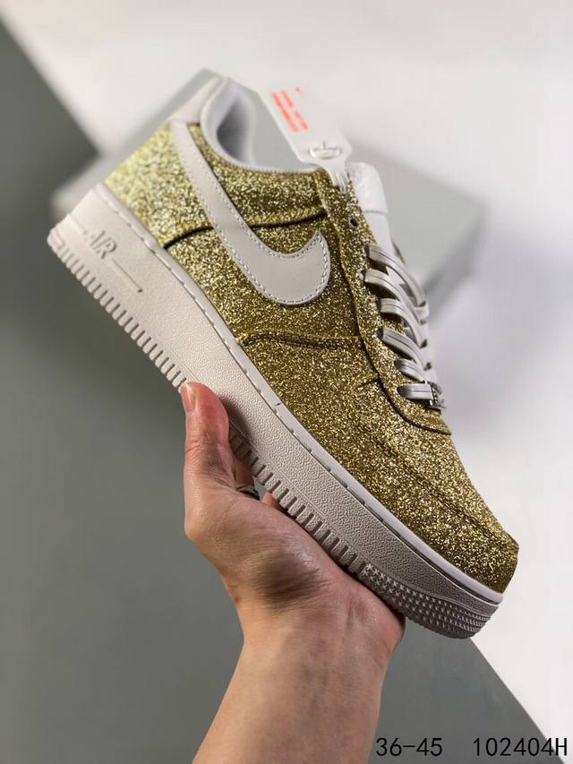 真标带半码！ 耐克nike Air Force 1 Low 空军一号 低帮百搭休闲运动板鞋 柔软、弹性十足的缓震性能和出色的中底设计，横跨复古与现代的外型结合，