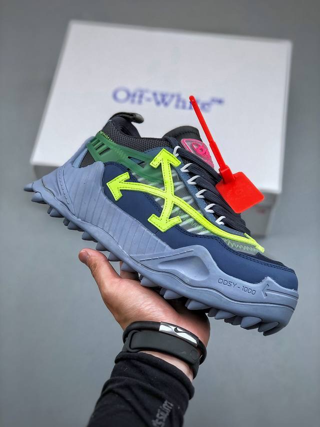 Off-White Odsy 1000 低帮复古休闲鞋 全新磨具5层大底组合而成-通货版本用的是一体描膝,不仅成本节约脚感更谈不上任何舒适感 采用高端的白色工艺