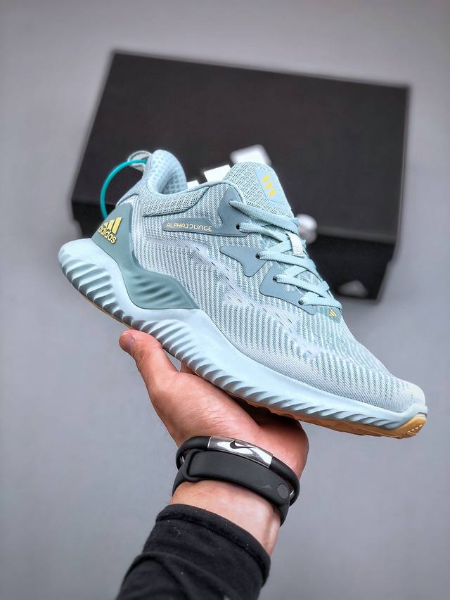 Adidas Switch Fwd 阿尔法公司级 Adidas Switch Fwd阿尔法爆米花网面透气休闲跑鞋货号：Cg4368 尺码36-45