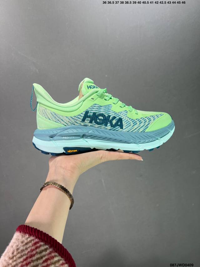 公司级hoka One One Mafate Speed 4 全新配色 创立于2009年，始终致力于为所有跑者提供更新、更好的跑步 装备。相比常规跑鞋，Hoka