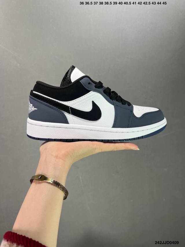 Air Jordan 1 Low Aj1乔1低帮休闲板鞋 同步官方配色 市场唯一独家头层皮打造 原鞋原档案开发 原厂皮料 原档冲孔鞋头 正确满胶鞋垫 四线拉帮