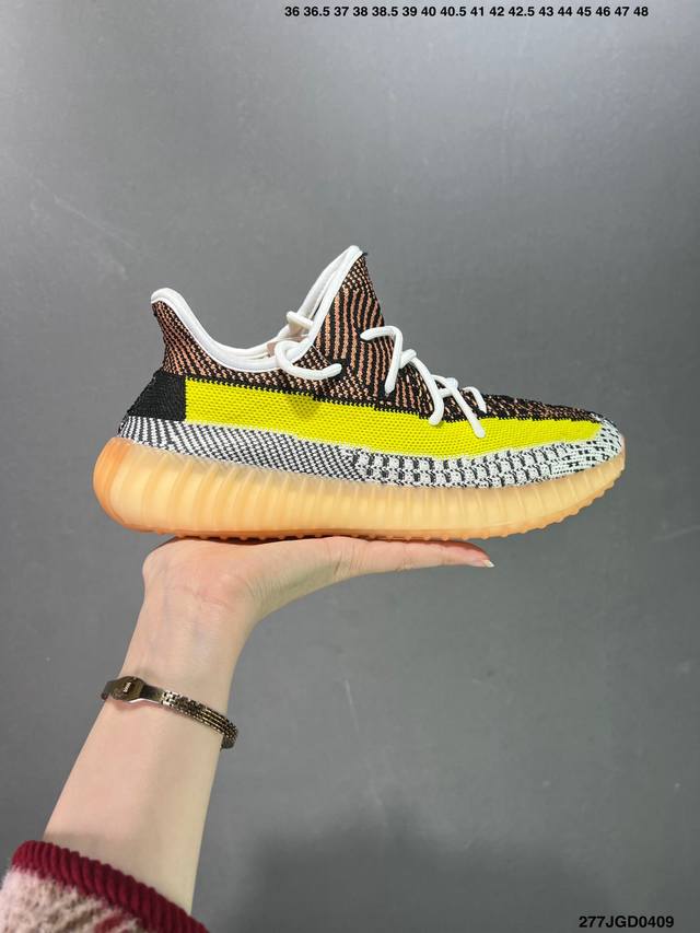 真爆adidas 椰子350 Yeezy 350 V2 镂空呼吸网纱材质 Kanye West X Adidas Yeezy Boost 350 V2 爆米花中