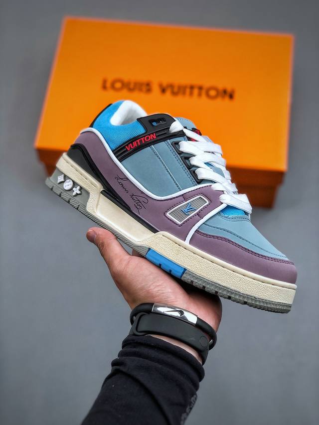 Louis Vuitton Trainer Sneaker Low Lv路易威登低帮板鞋 完美清洁度 正确一致tpr光泽组合鞋底 耐弯折滴塑支持片 原版购入历时