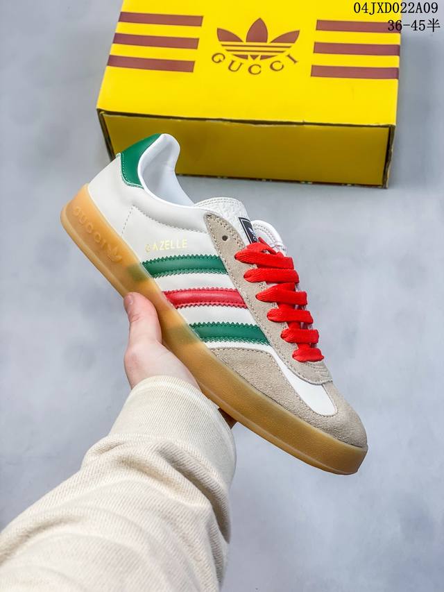 Gcci X Adidas Gazelle 联名款 阿迪达斯三叶草低帮休闲鞋 桑巴复刻 织物材质 真标带半码 Size:36-45码 04Jxd022A09