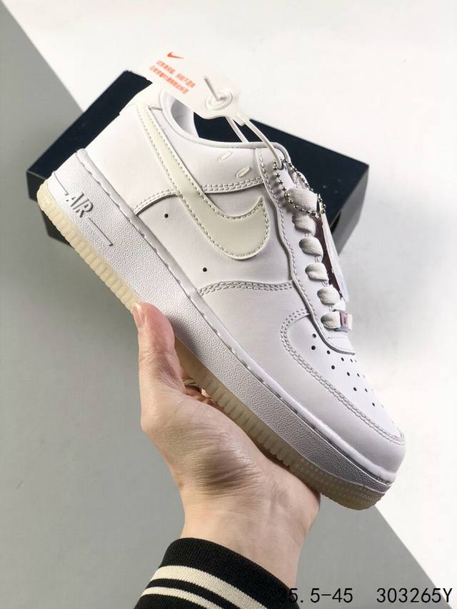 公司级真标带半码！ 耐克nike Air Force 1 Low 空军一号 低帮百搭休闲运动板鞋 柔软、弹性十足的缓震性能和出色的中底设计，横跨复古与现代的外型