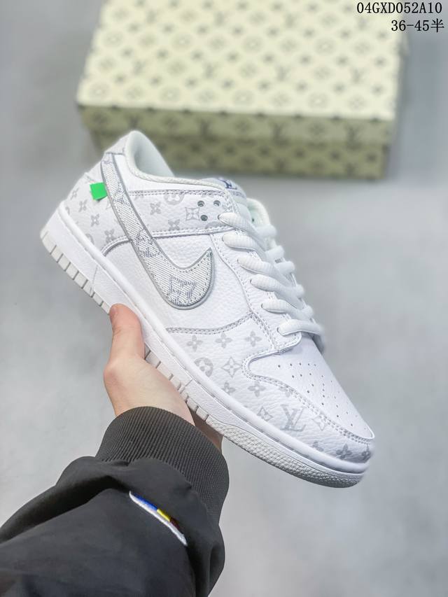 公司级带半码 耐克nike Sb Dunk Low 扣篮系列复古低帮休闲运动滑板板鞋。采用脚感柔软舒适zoomair气垫，有效吸收滑板等极限运动在落地时带来的冲