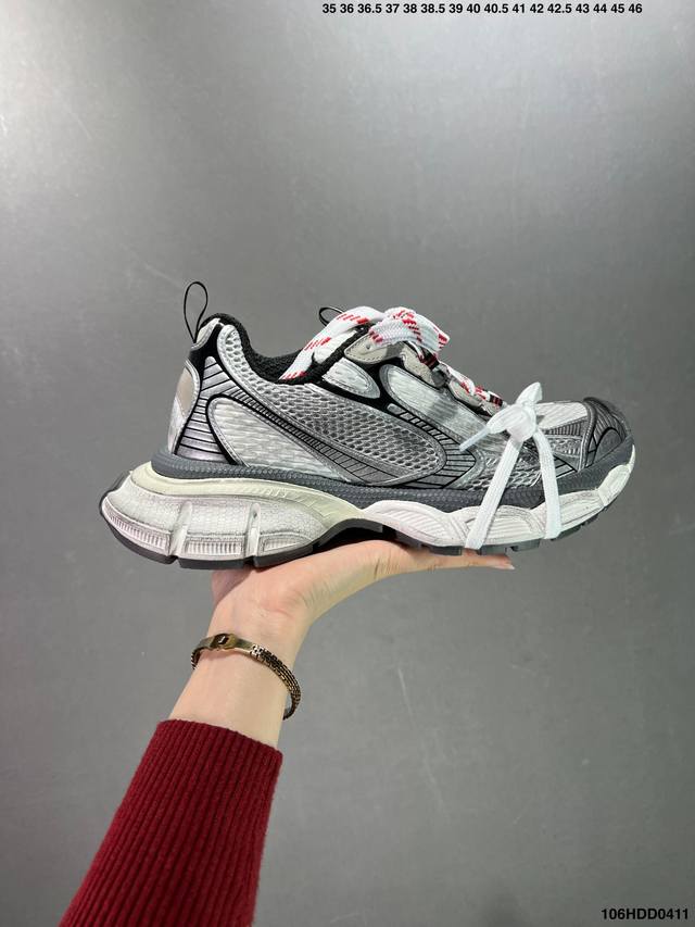 公司级balenciaga 巴黎世家 采用环保再生超纤革与网眼织物鞋面材质 原鞋一致重度做旧效果 ，全原装eva环保去臭环型鞋垫，全新开发5层私模,搭载轻量发泡