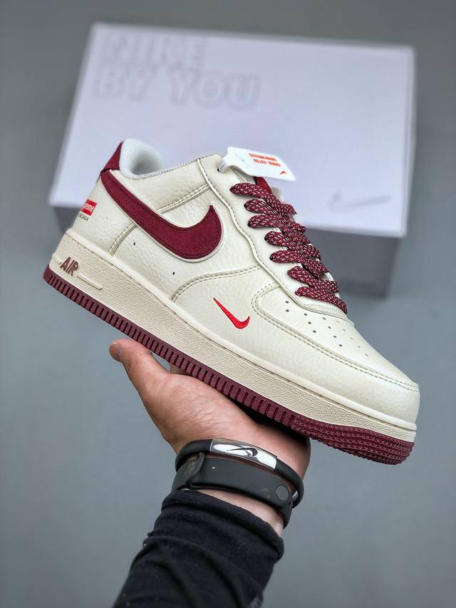 Nike Air Force 1 Low 公司级原楦头原纸板 打造纯正空军版型专注外贸渠道 全掌内置蜂窝气垫 原盒配件 原厂中底钢印、拉帮完美 官方货号：Cw2