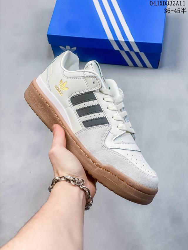 真标带半码！ 阿迪达斯adidas Forum 84 Low 低帮百搭潮流休闲运动板鞋。以复古篮球鞋的外形为基础，采用皮革拼接，简约百搭，更加贴合舒适。中底内侧