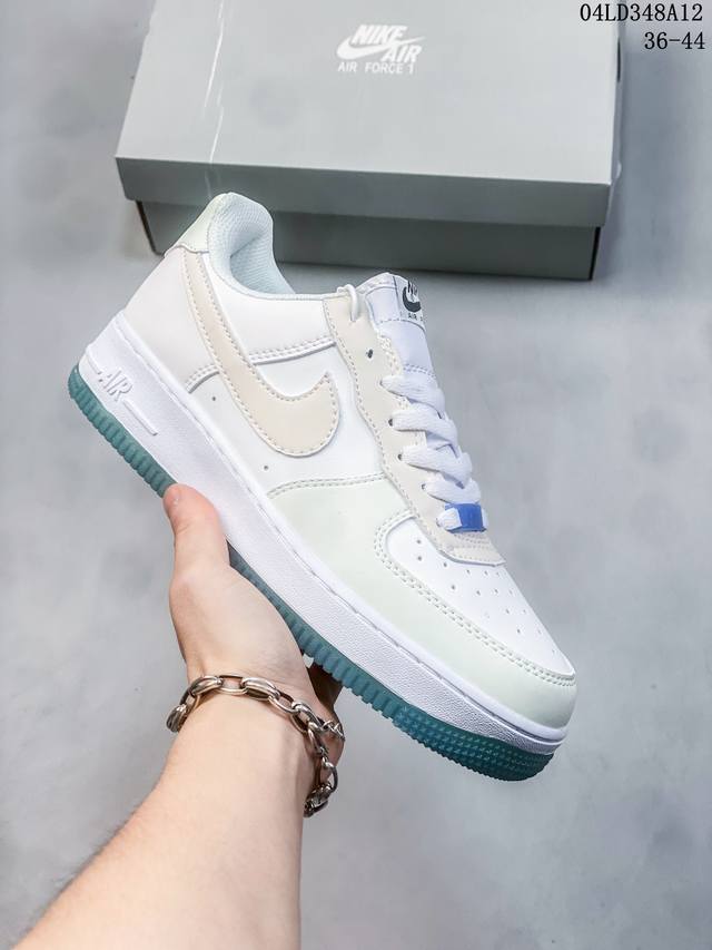 公司级带半码 耐克nike Air Force 1 Low 空军一号低帮休闲板鞋 打造纯正空军版型#专注外贸渠道 全掌内置蜂窝气垫 #原盒配件 原厂中底钢印、拉