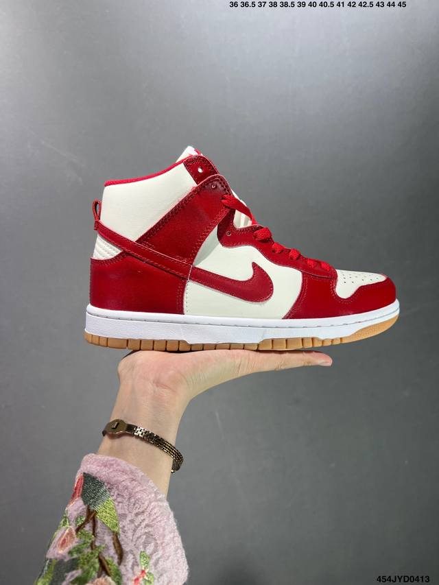 真标耐克nike Dunk Low 板鞋 Sb系列 经典百搭休闲运动板鞋加厚鞋舌的填充，使舒适性大大提升，同时也更方便穿脱中底部分则加入了脚感柔软舒适zooma