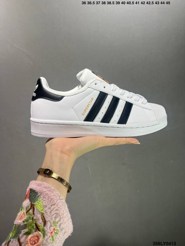 特价阿迪达斯adidas三叶草 Originals Superstar 贝壳头系列低帮经典百搭休闲运动板鞋 货号:C77124 尺码:35-44 Id:356L