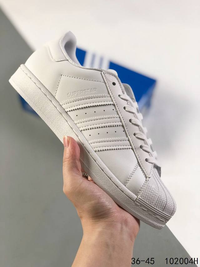 真标带半码！ 阿迪达斯 Adidas Superstar 三叶草 贝壳头系列经典休闲运动板鞋。 Id:102004H