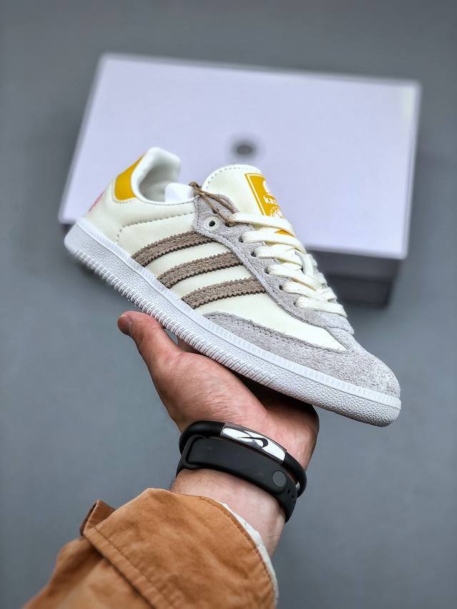 Adidas Samba Kasina 三叶草性价比天花板 先行尝鲜版桑巴纪念日系列 区别市面假皮革通货 Adidas 近70年的经典samba Og 原装全头