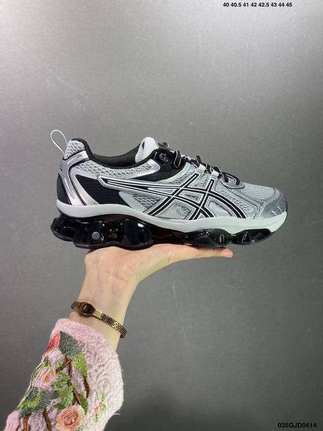 核心私 公司级asics Gel-Quantum Kinetic 复古跑鞋 Asics 亚瑟士 是日本实业家鬼冢喜八郎创立的跑鞋运动品牌，名字 想法源自著名的拉