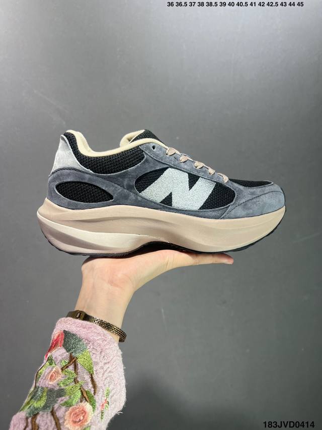 公司级new Balance Wrpd Runner 复古单品 原装批次 区别市面版本以极简主义美学闻名的日本时尚品牌 Auralee 在巴黎时装周 2024