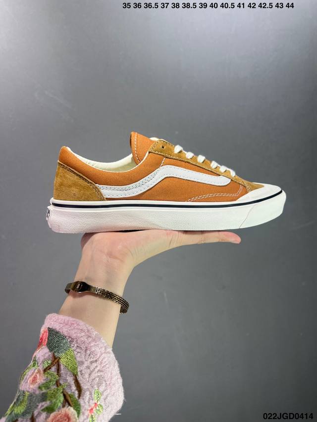 Vans Classics Knu Skool 苏格兰格纹拼接 厚鞋舌面包鞋 Vans联名超火的土豆鞋，复古经典，鞋头放大、包边上移加厚、鞋舌加厚。Vans C