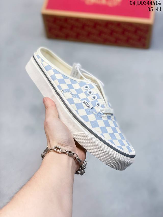 棋盘格子半托！Vans Authentic 万斯 安纳海姆 半拖懒人一脚蹬 经典aut 将原本authentic鞋型的后跟去除，鞋垫独立pu半插底模。35---