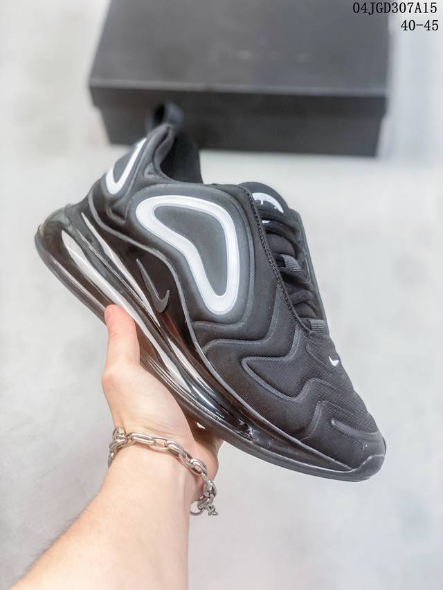 耐克 Nike Air Max 720 全新释出，气垫部分的全新升级，采用全掌一体式设计，整体极具未来感，鞋面部分以流线型凹凸结构组成。 04Jgd307A15