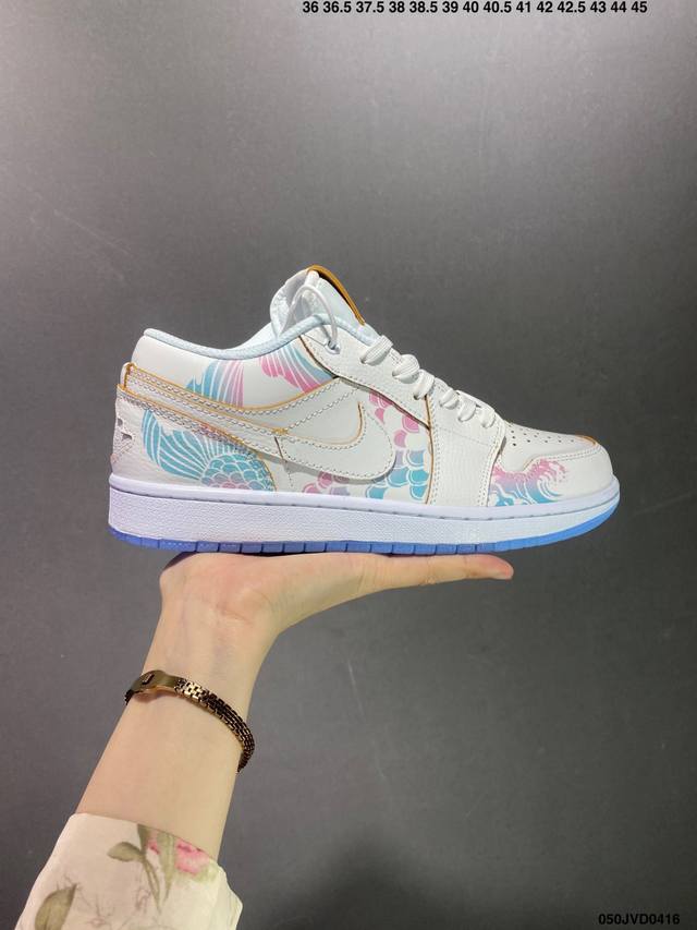 公司级air Jordan 1 Low Philippines 低帮 Aj1 乔丹1代 Aj1 乔1 低邦 御龙青花 龙年限定 白蓝乔丹篮球鞋系列 整双鞋采用大