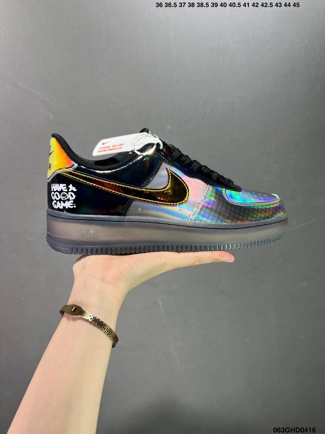 公司级nike Air Force1 全新配色 #原楦头原纸板 打造纯正空军版型 #专注外贸渠道 全掌内置蜂窝气垫 #原盒配件 原厂中底钢印、拉帮完美 货号：X