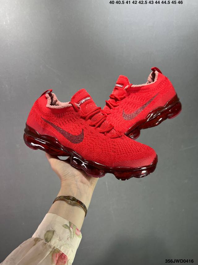 公司级nike Air Vapormax Flyknit 全新配色 Nike气垫慢跑鞋，极致用心独立开发氮气充压原底气垫，进口针车机台 一针一线校准公司，完美还