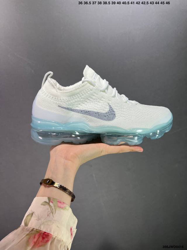 公司级nike Air Vapormax Flyknit 全新配色 Nike气垫慢跑鞋，极致用心独立开发氮气充压原底气垫，进口针车机台 一针一线校准公司，完美还