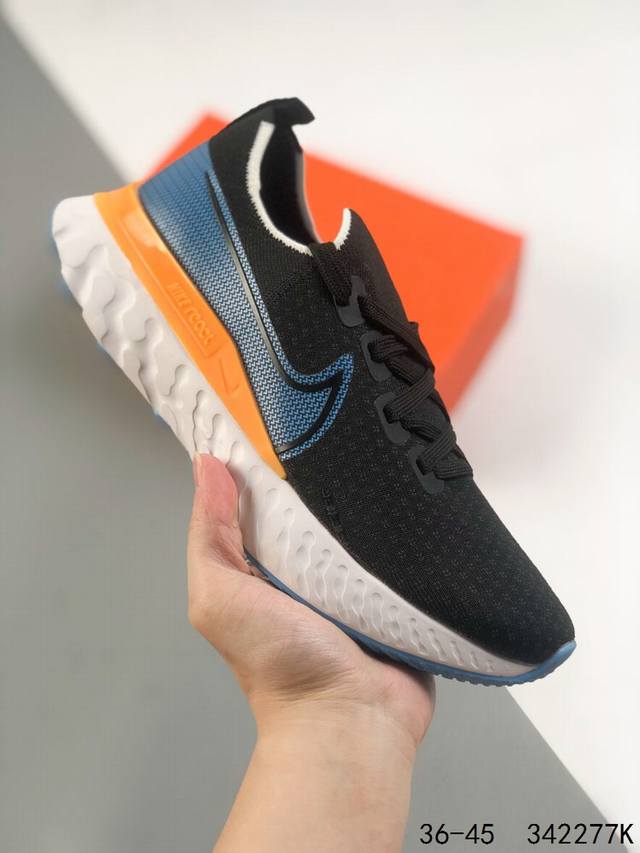 耐克 Nike Zoomx Infinity Run Fk3 瑞亚 全新编织面专业缓震跑鞋 鞋款缓震系统的设计理念借鉴了react Infinity Run跑鞋