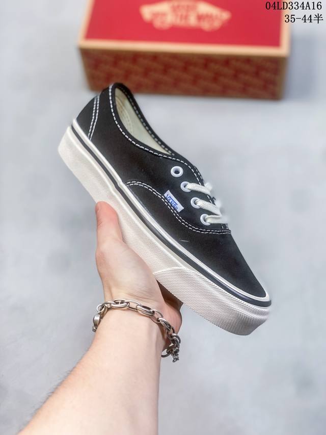 Vans Authentic 经典安娜海姆 低帮硫化滑板鞋 复古aut高端硫化 尺码：35 36 36.5 37 38 38.5 39 40 40.5 41 4