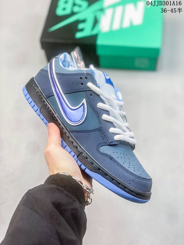 公司级带半码 耐克nike Sb Dunk Low 扣篮系列复古低帮休闲运动滑板板鞋。采用脚感柔软舒适zoomair气垫，有效吸收滑板等极限运动在落地时带来的冲