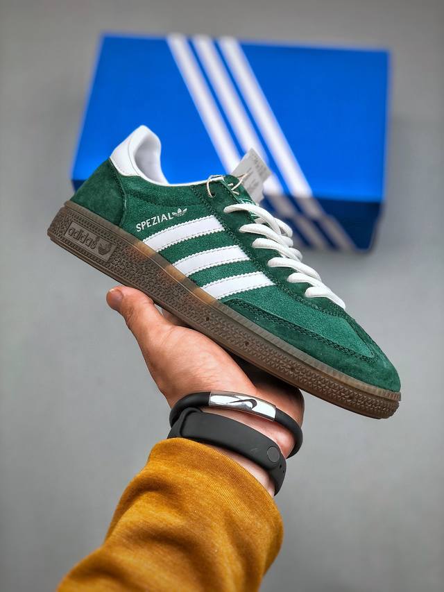 Adidas Handball Spezial 阿迪达斯经典款反毛皮复古休闲板鞋 白绿生胶 If8913 尺码：35-45 半