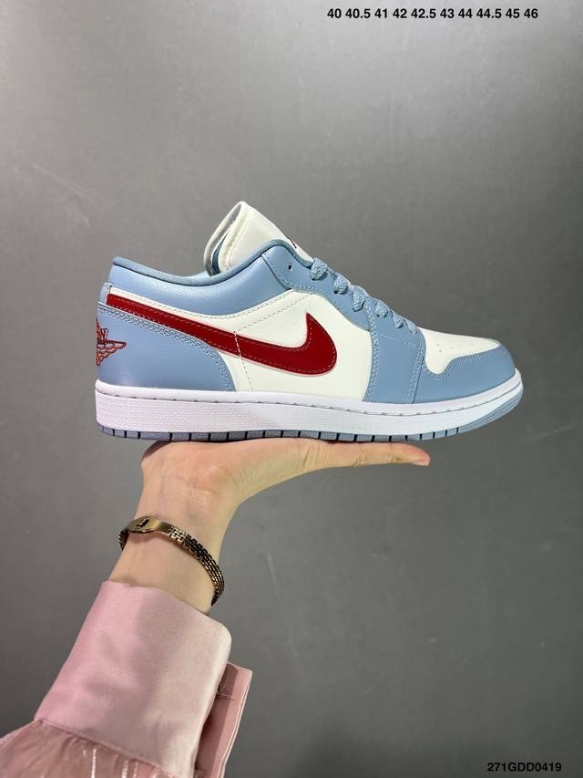 公司级air Jordan 1 Low 官方同步新色 原装级产物 拒绝公底 立体鞋型 细节完美 高清洁度 购置公司同步原材料 原汁原味 忠于原版 货号：Dc07