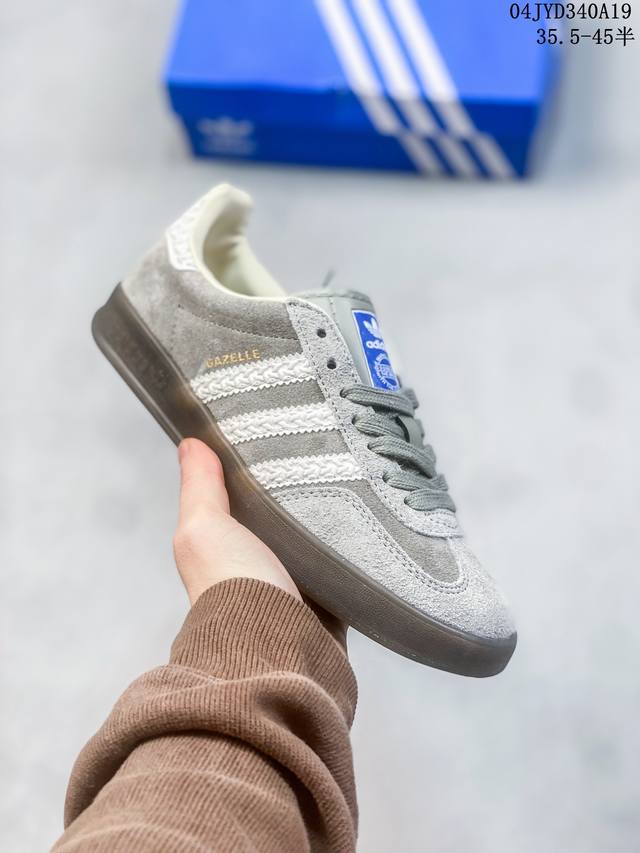 阿迪达斯 德训鞋 Adidas Originals Samba Og Shoes 经典运动鞋小白鞋 T头鞋 男女鞋 彰显休闲摩登风情的时尚经典鞋。它诞生于50年