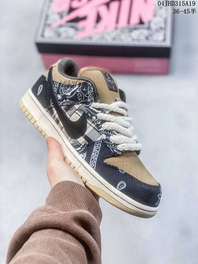 公司级带半码 耐克nike Sb Dunk Low 扣篮系列复古低帮休闲运动滑板板鞋。采用脚感柔软舒适zoomair气垫，有效吸收滑板等极限运动在落地时带来的冲