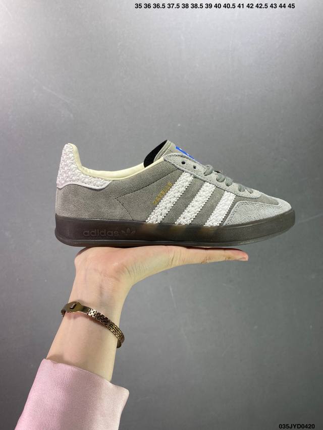 公司级adidas 阿迪达斯 Superstar 2020年最新官方改版中文标版 金标贝壳头运动休闲板鞋该款采用新型ortholite鞋垫替代了老版eva发泡蓝