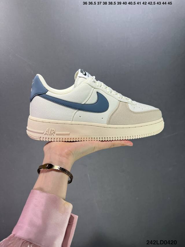 公司级特价福利 Nike Air Force 1 ‘07 米绿蓝 空军一号低帮休闲板鞋 3M反光 进口牛筋布 原楦头原纸板 纯正空军版型 定制鞋盒 全掌内置全掌